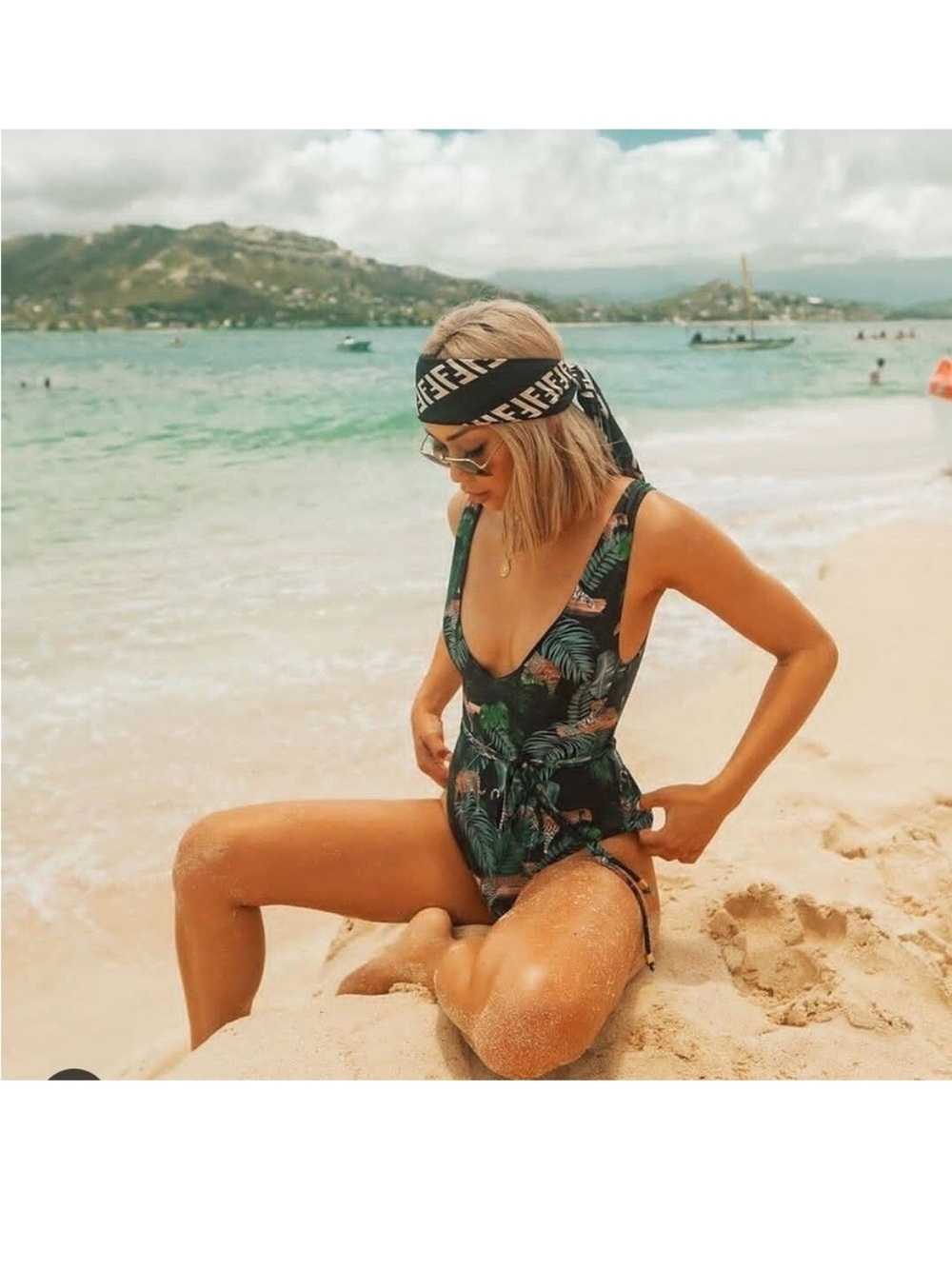 Suboo | Xenia Tropical Print One Piece Swim Suit Size US 2